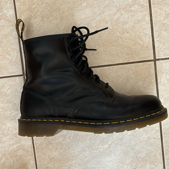 Black Dr Matrens boots - Picture 6 of 8